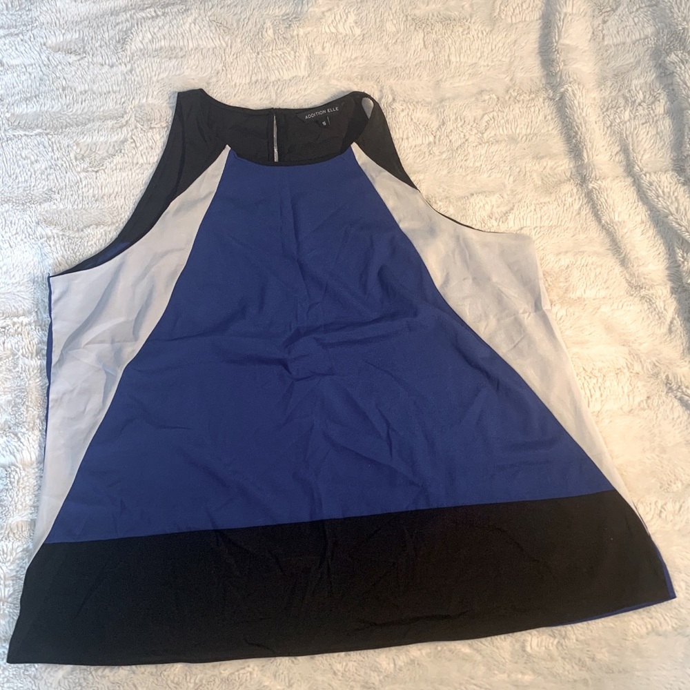 🧊 2 for 30 🧊 Flowy colour block top